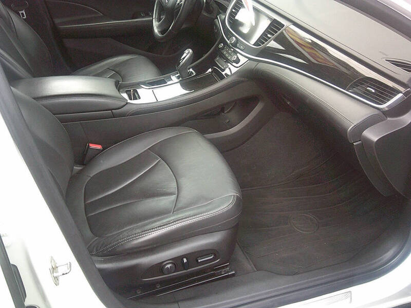 2019 Buick LaCrosse Essence