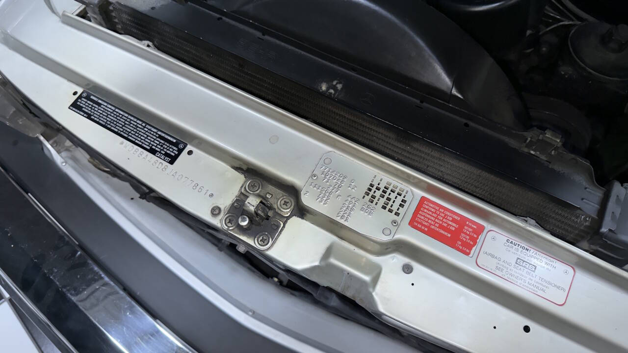 1988 Mercedes-Benz 560-Class 60