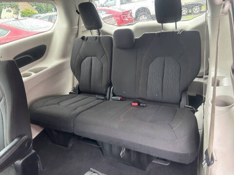 2017 Chrysler Pacifica Touring