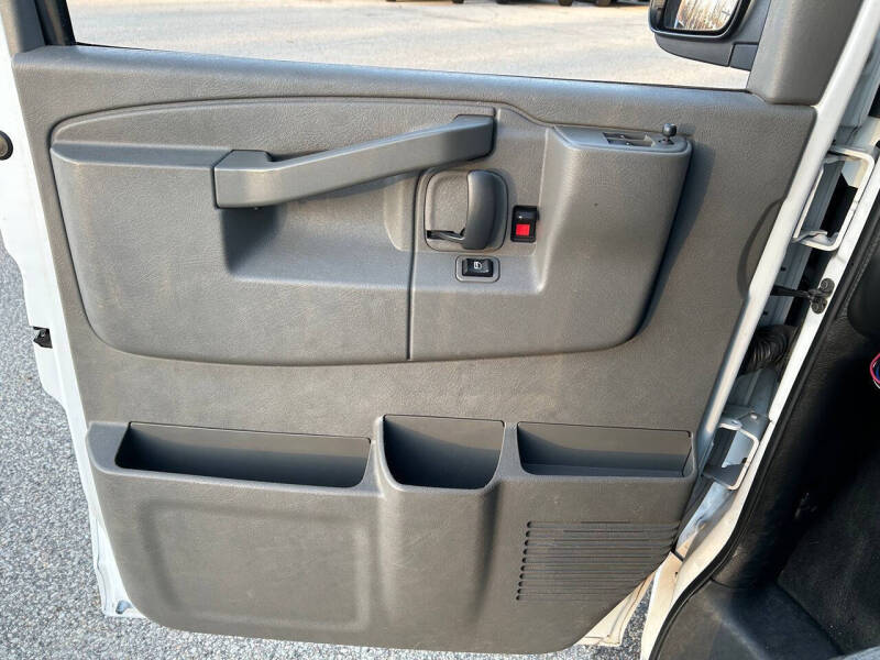 2018 Chevrolet Express LT 3500