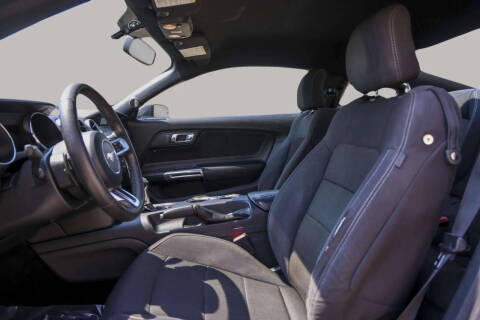 2016 Ford Mustang V6