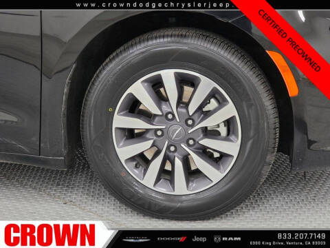 2024 Chrysler Pacifica Plug-In Hybrid Select