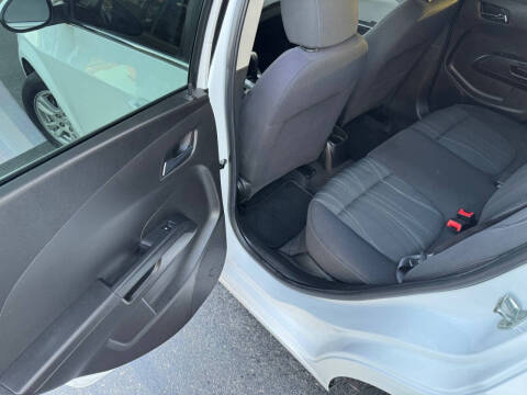 2015 Chevrolet Sonic LT Auto