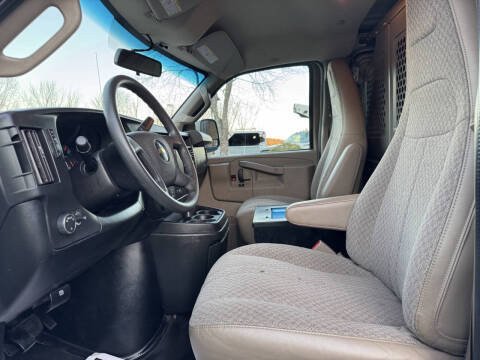 2019 Chevrolet Express 2500