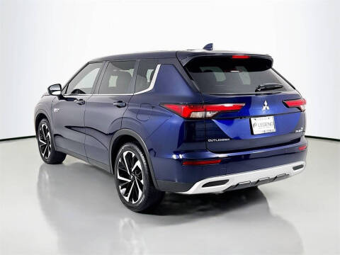 2023 Mitsubishi Outlander PHEV SE