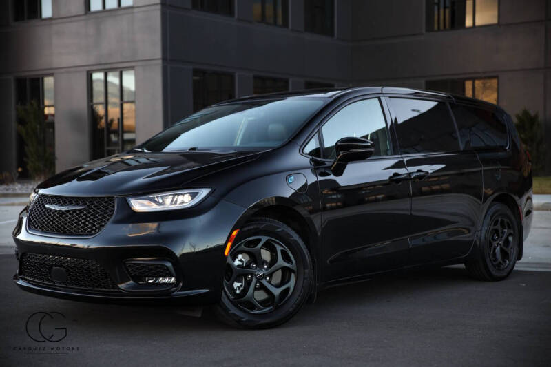 2023 Chrysler Pacifica Plug-In Hybrid Limited