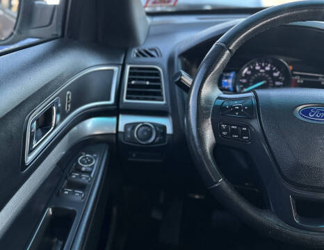 2017 Ford Explorer XLT