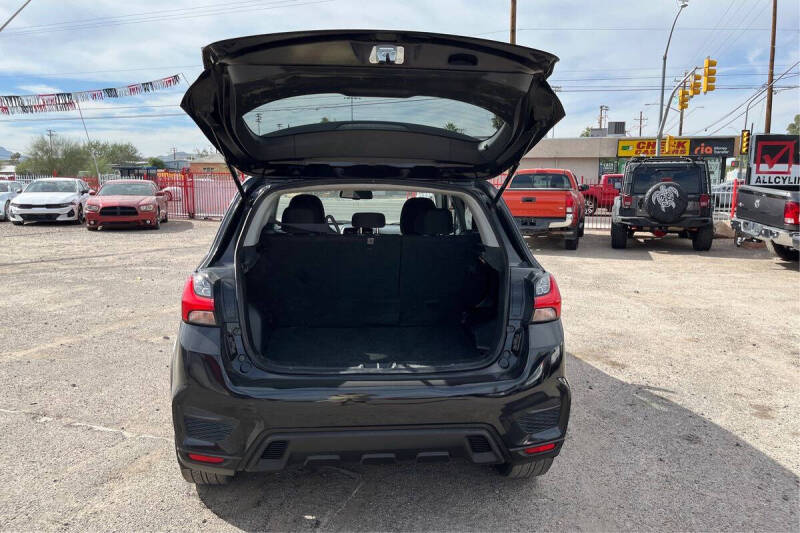 2022 Mitsubishi Outlander Sport LE