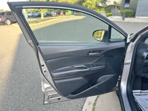 2018 Toyota C-HR XLE Premium