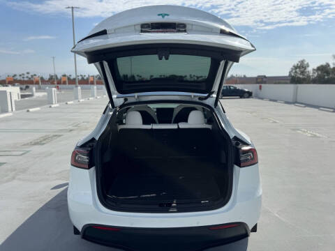 2022 Tesla Model Y Long Range
