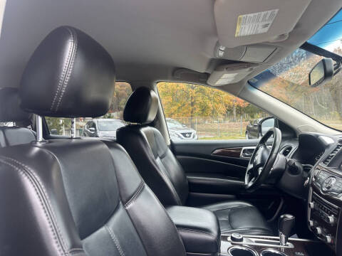 2014 Nissan Pathfinder SL