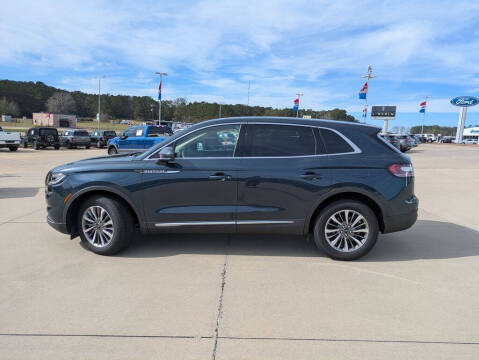 2022 Lincoln Nautilus Standard