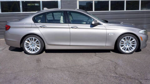 2011 BMW 5 Series 550i xDrive