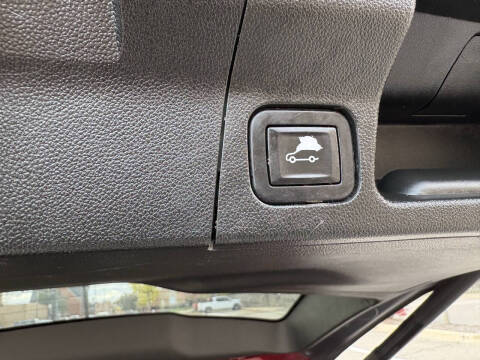 2017 GMC Acadia SLE-2