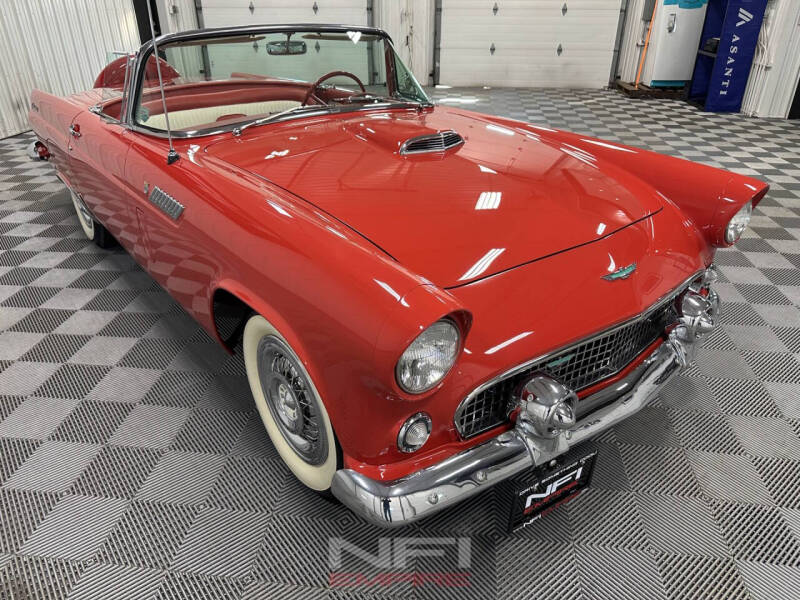 1956 Ford Thunderbird
