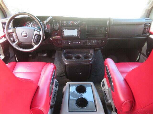 2018 GMC Savana 2500