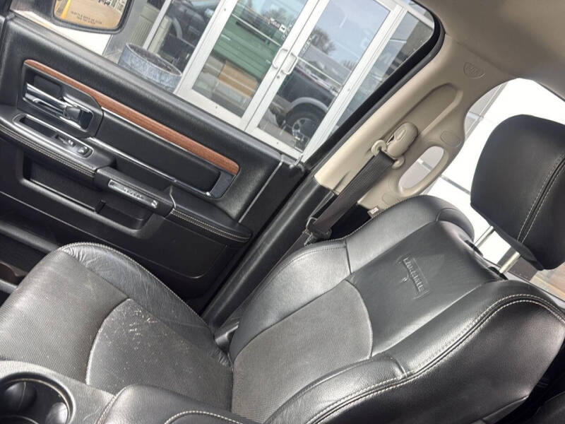 2016 RAM 1500 Laramie