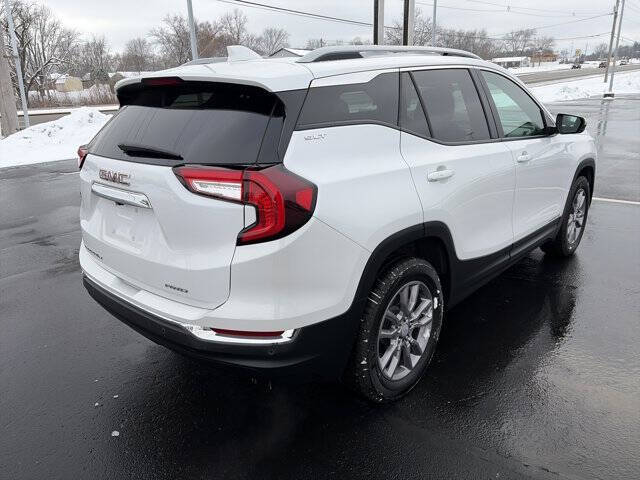 2024 GMC Terrain SLT