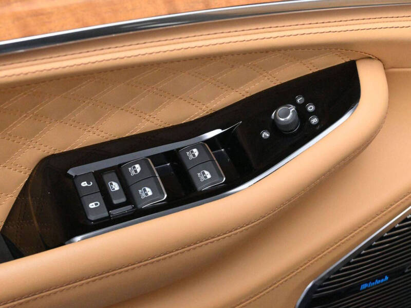 2023 Jeep Grand Cherokee Summit Reserve