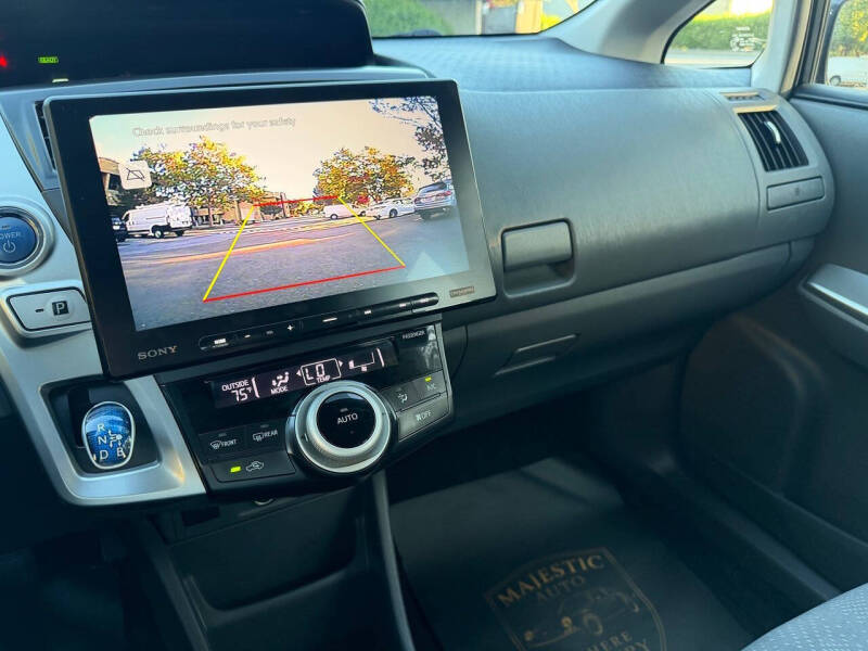 2012 Toyota Prius v Two