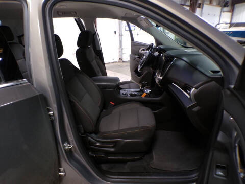 2018 Chevrolet Traverse LT Cloth