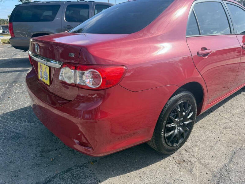 2012 Toyota Corolla LE