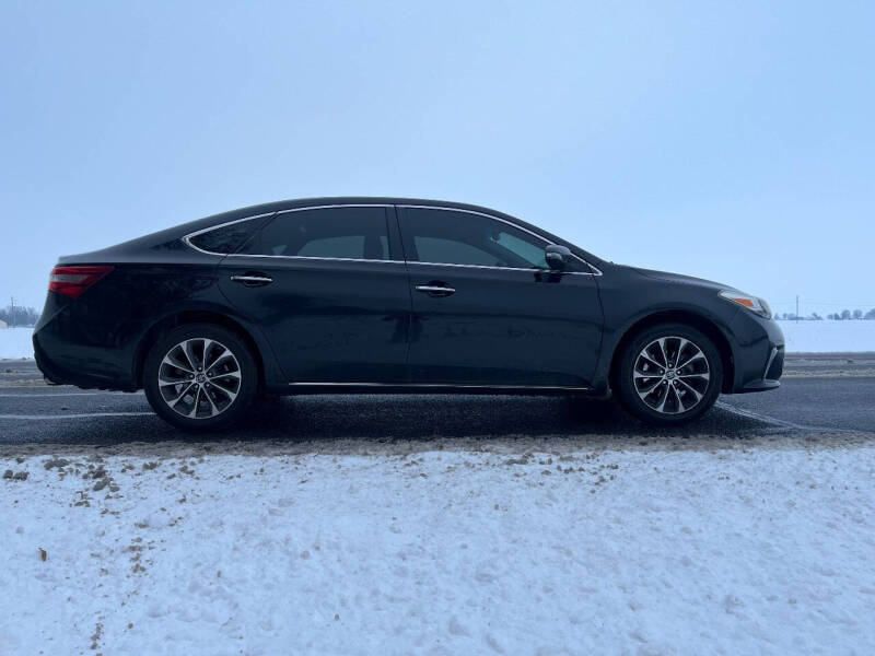 2016 Toyota Avalon XLE