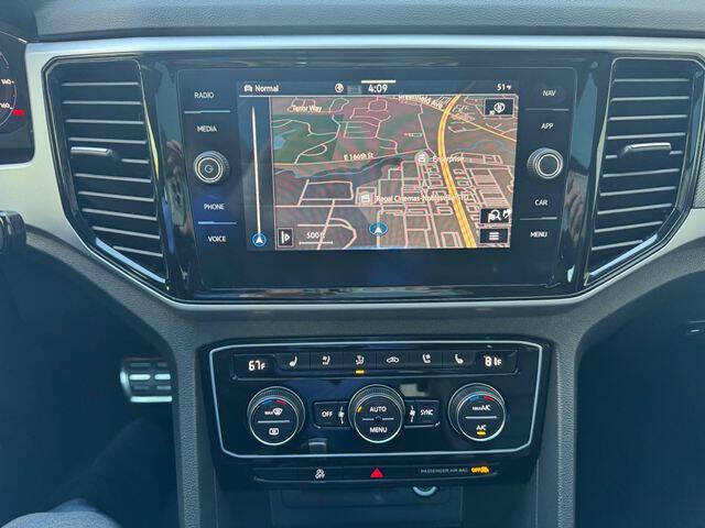 2022 Volkswagen Atlas Cross Sport V6 SEL Premium R-Line 4Motion