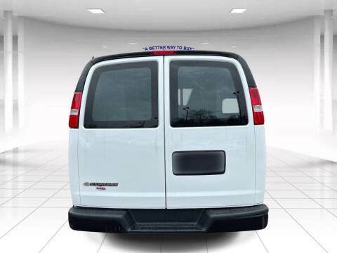 2021 Chevrolet Express 2500