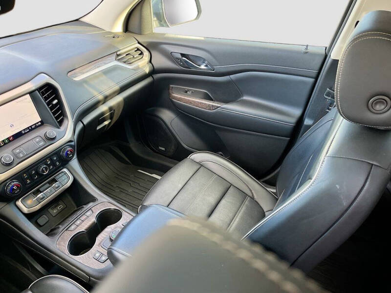 2021 GMC Acadia Denali