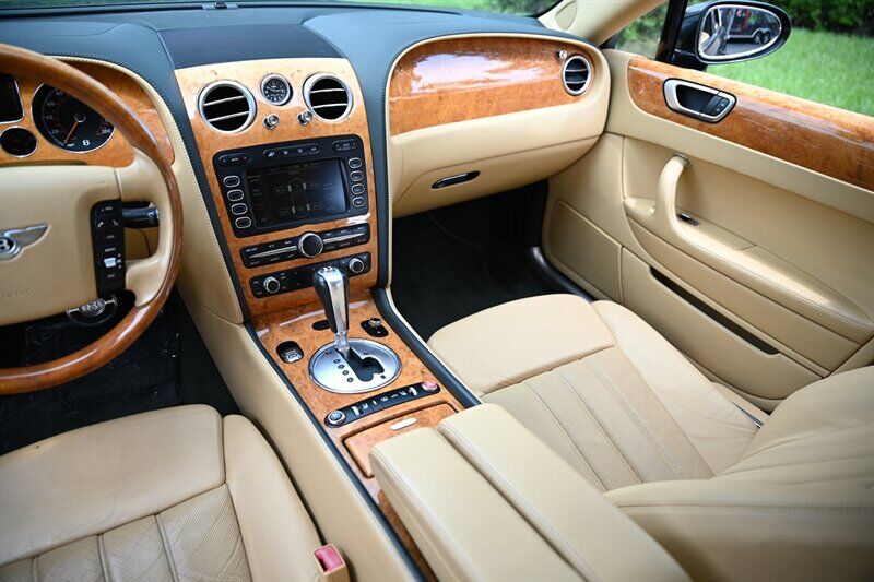 2009 Bentley Continental 29