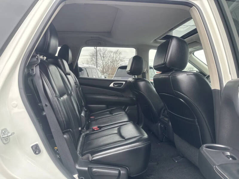 2017 Nissan Pathfinder