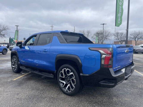 2025 Chevrolet Silverado EV RST