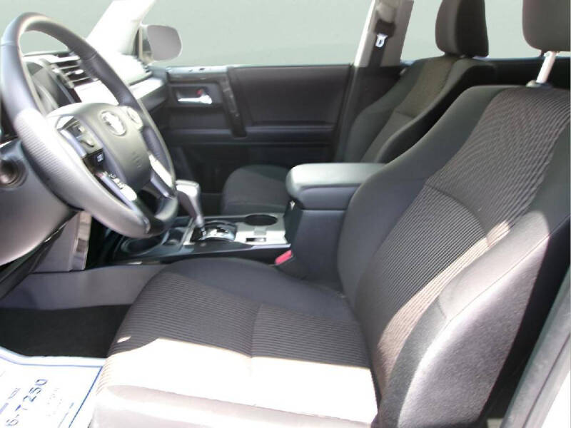 2024 Toyota 4Runner TRD Off-Road