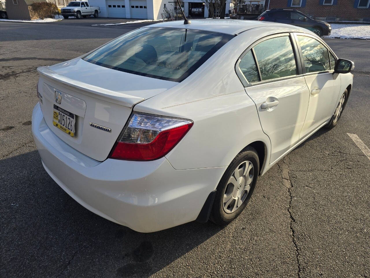 2012 Honda Civic for sale at QUEENSGATE AUTO SALES in York, PA