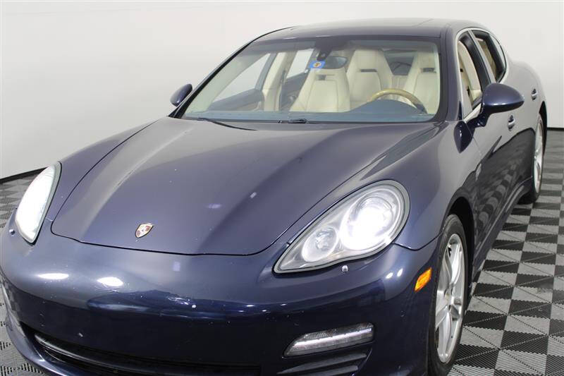 2011 Porsche Panamera