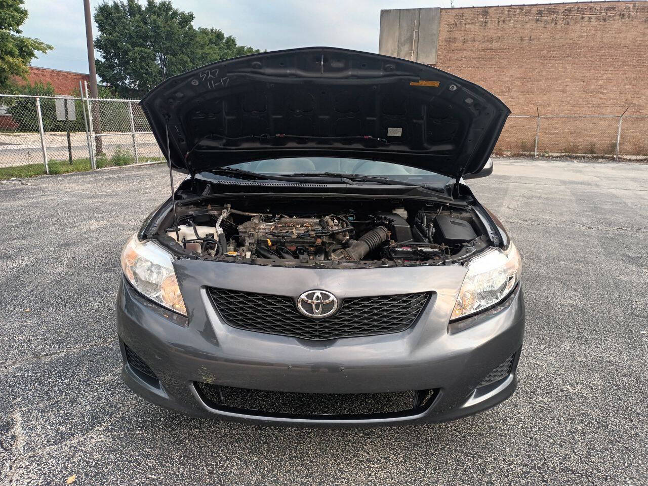 2009 Toyota Corolla for sale at Ideal Cars LLC in Skokie, IL