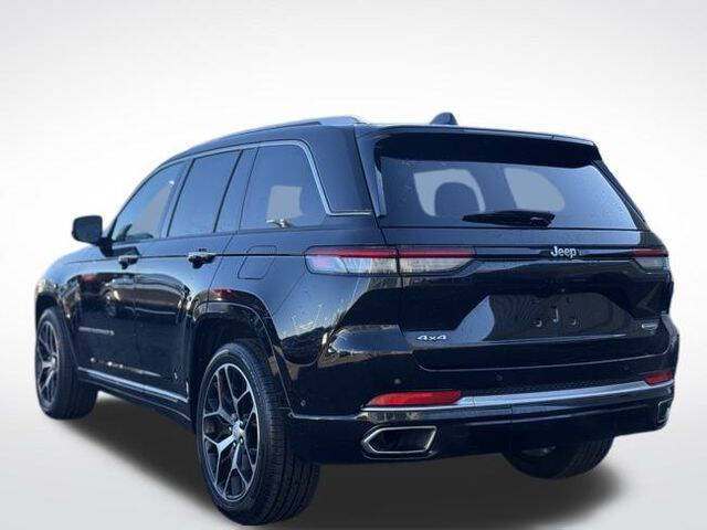 2023 Jeep Grand Cherokee Summit