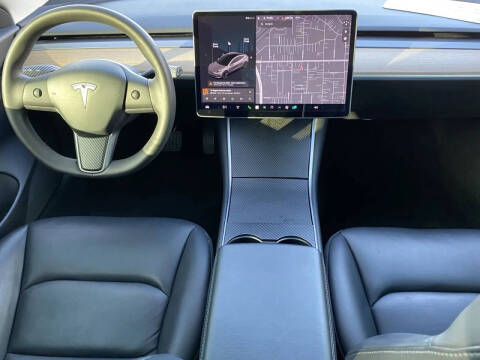 2020 Tesla Model 3 Standard Range