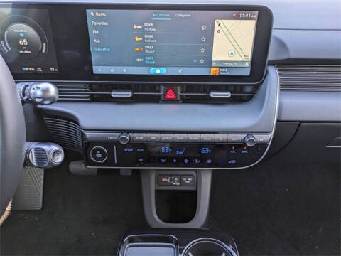 2026 Hyundai Ioniq 5 SE Standard Range