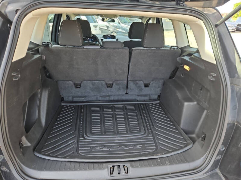 2017 Ford Escape S