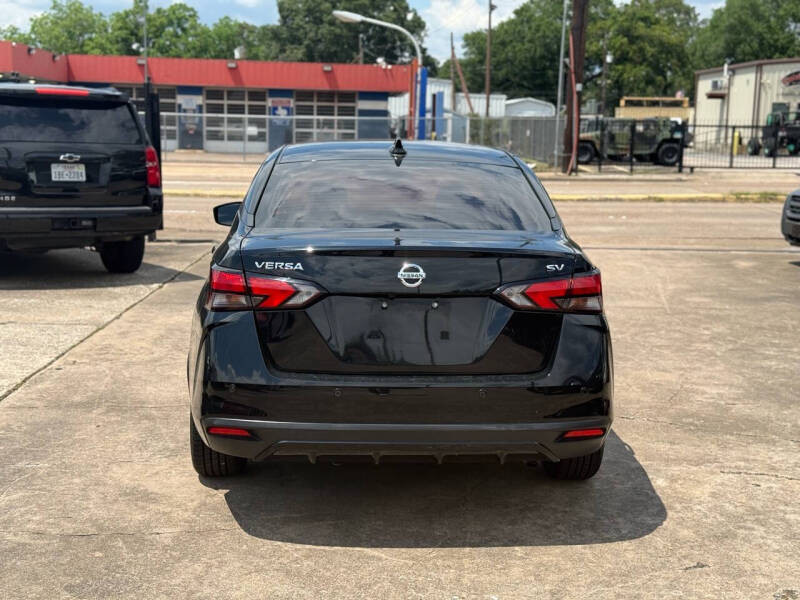 2020 Nissan Versa SV