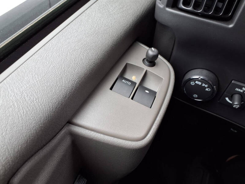 2025 GMC Savana 3500
