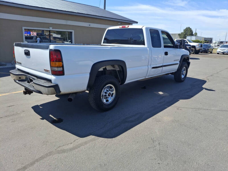 2004 GMC Sierra 2500HD