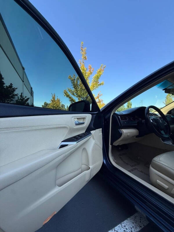 2015 Toyota Camry SE