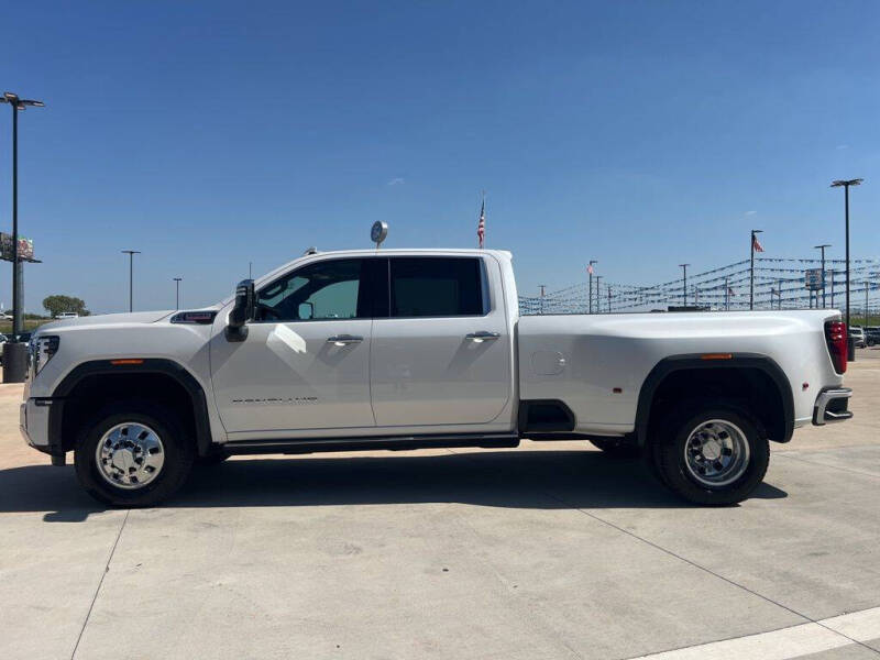 2025 GMC Sierra 3500HD