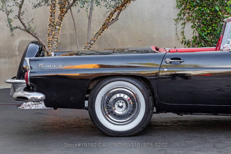 1956 Ford Thunderbird