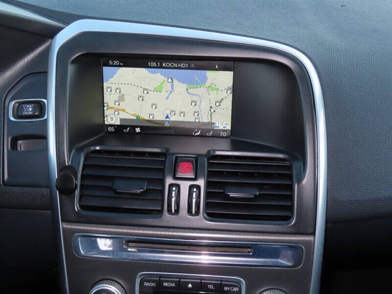 2016 Volvo XC60 T5 Drive-E Premier