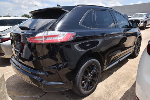 2022 Ford Edge SE