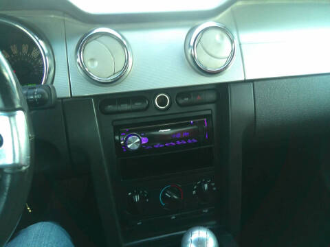 2006 Ford Mustang GT Deluxe